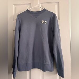 North face Women’s Heritage Patch Crewneck